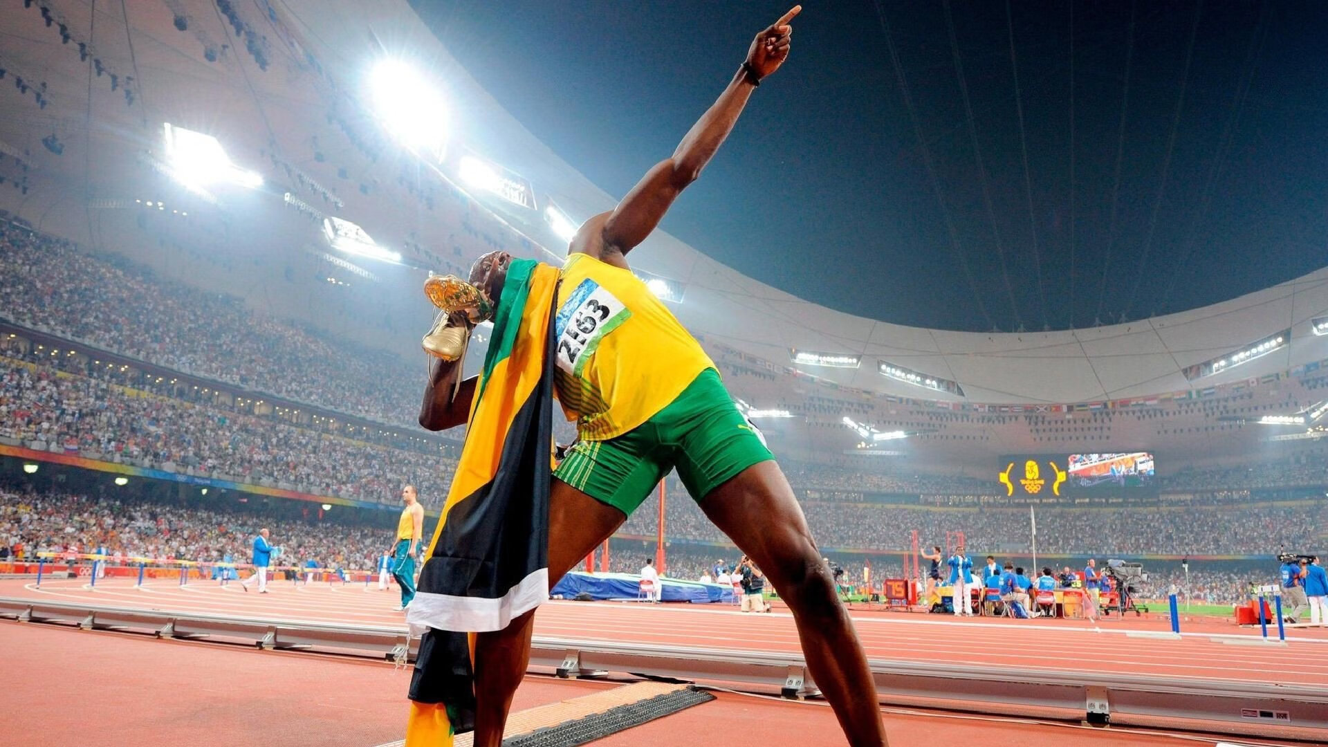 老鹰进攻端多次配合默契赢得掌声，老鹰进攻图解